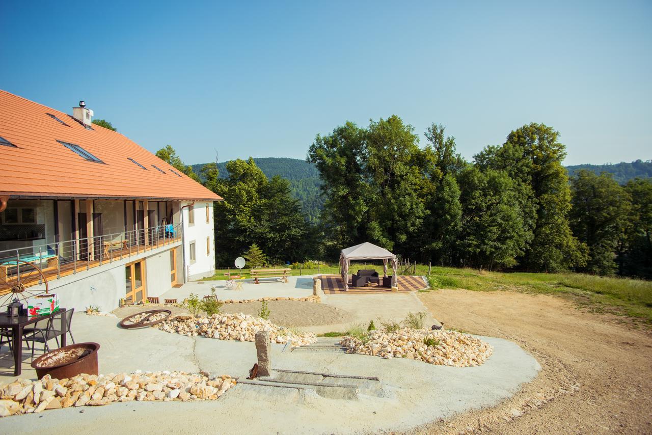 Appartement La Joux Chaupe à Saint-Ursanne Extérieur photo