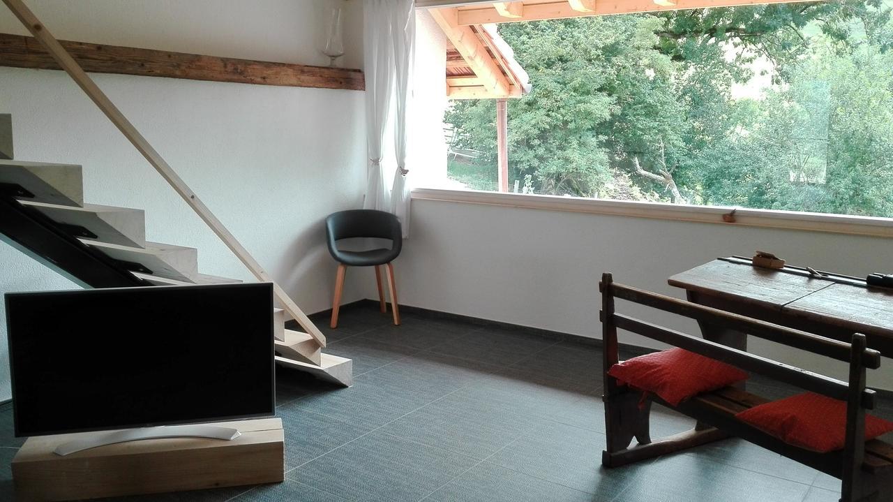 Appartement La Joux Chaupe à Saint-Ursanne Extérieur photo